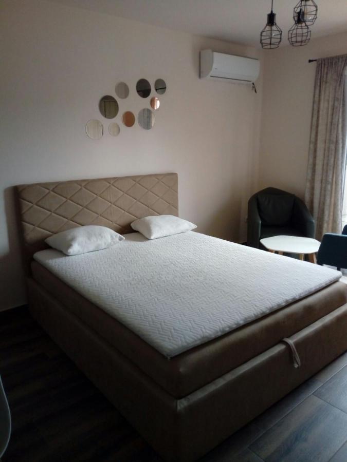 Apartment Petra ติวัต ภายนอก รูปภาพ