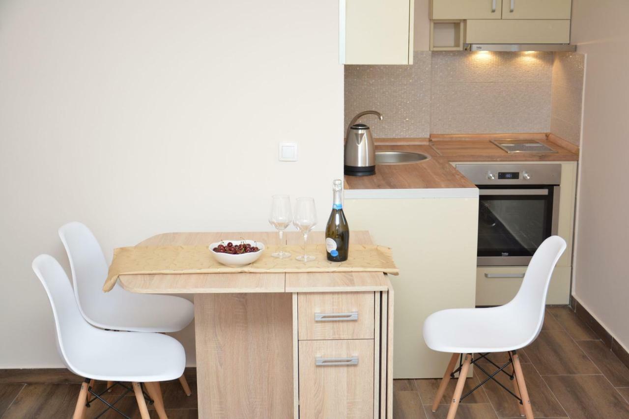 Apartment Petra ติวัต ภายนอก รูปภาพ